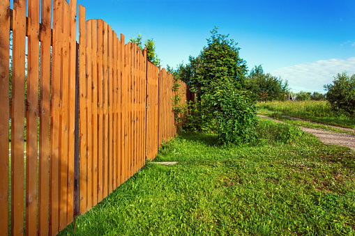 What Type of Fence Should I Install?