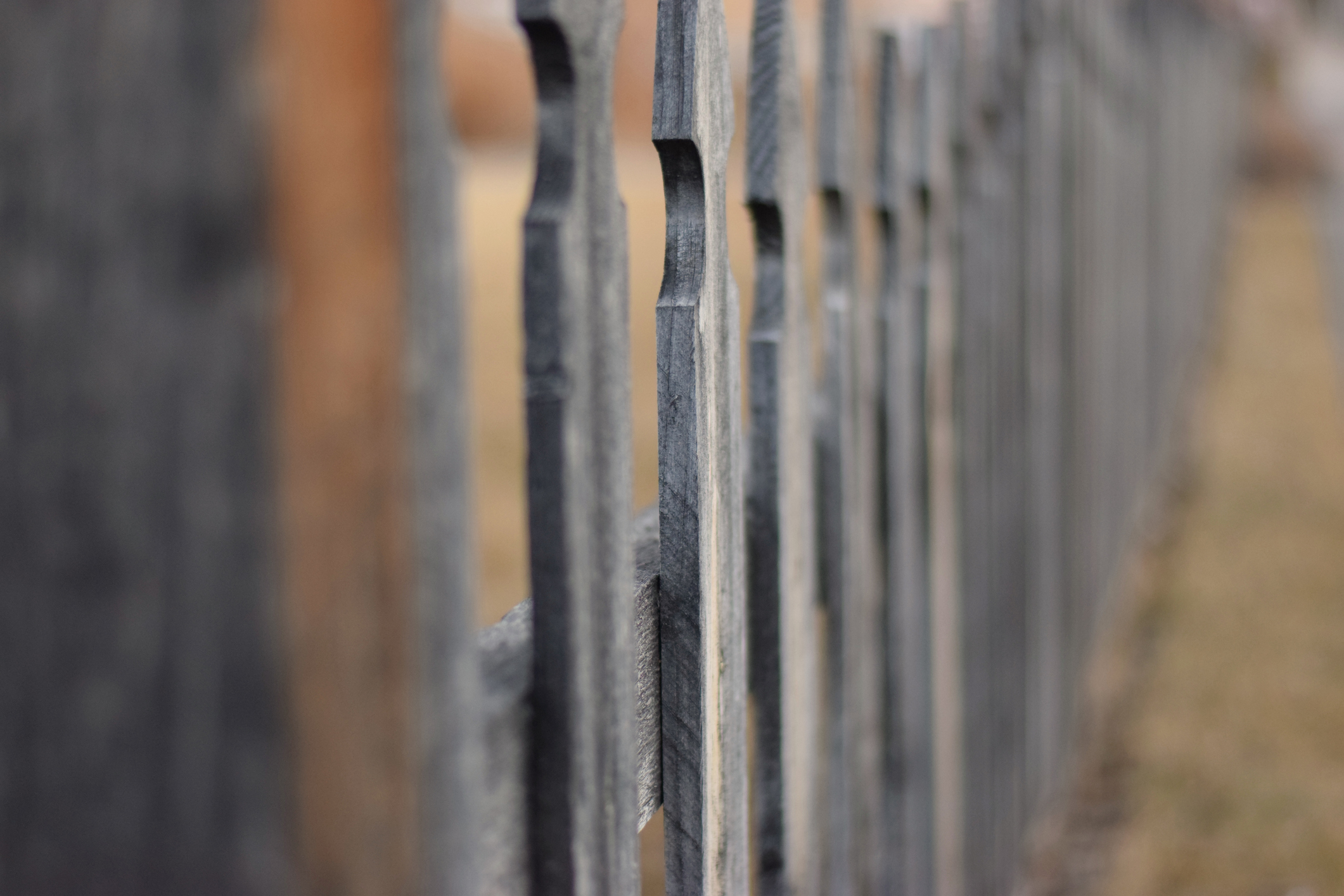 cedar-wood-fence-in-pittsburgh-that-has-turned-gray.jpg